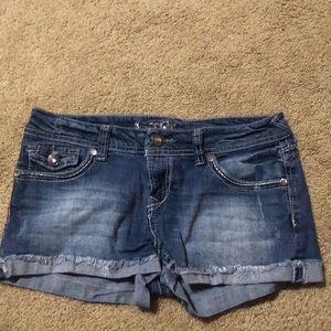 Cute jean shorts